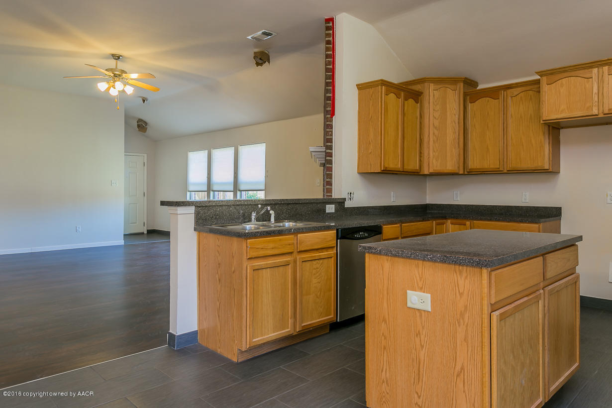 4801 Capulin Lane Amarillo, TX 79110 - Photo 10 of 22 4801_Capulin-10