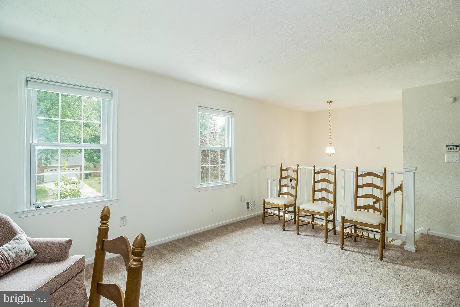 11628 Rivershore Drive Dunkirk, MD 20754 - Photo 4 of 30 Living Room