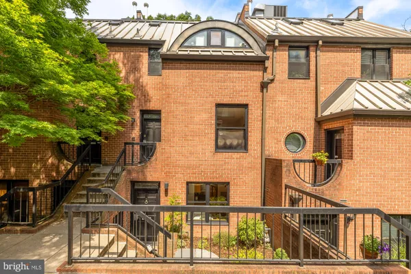 $899,000 | 3515 17th Street Northwest, Unit 9, Washington, DC 20010