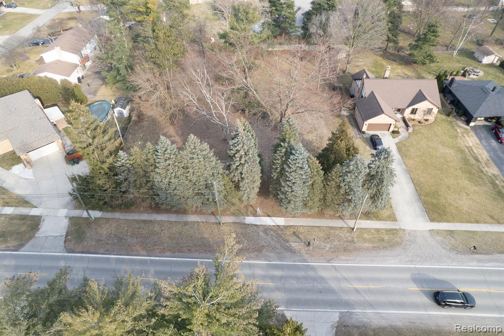 54074 East Shelby Road Utica, MI 48316 - Photo 1 of 9 Gallery Image 1