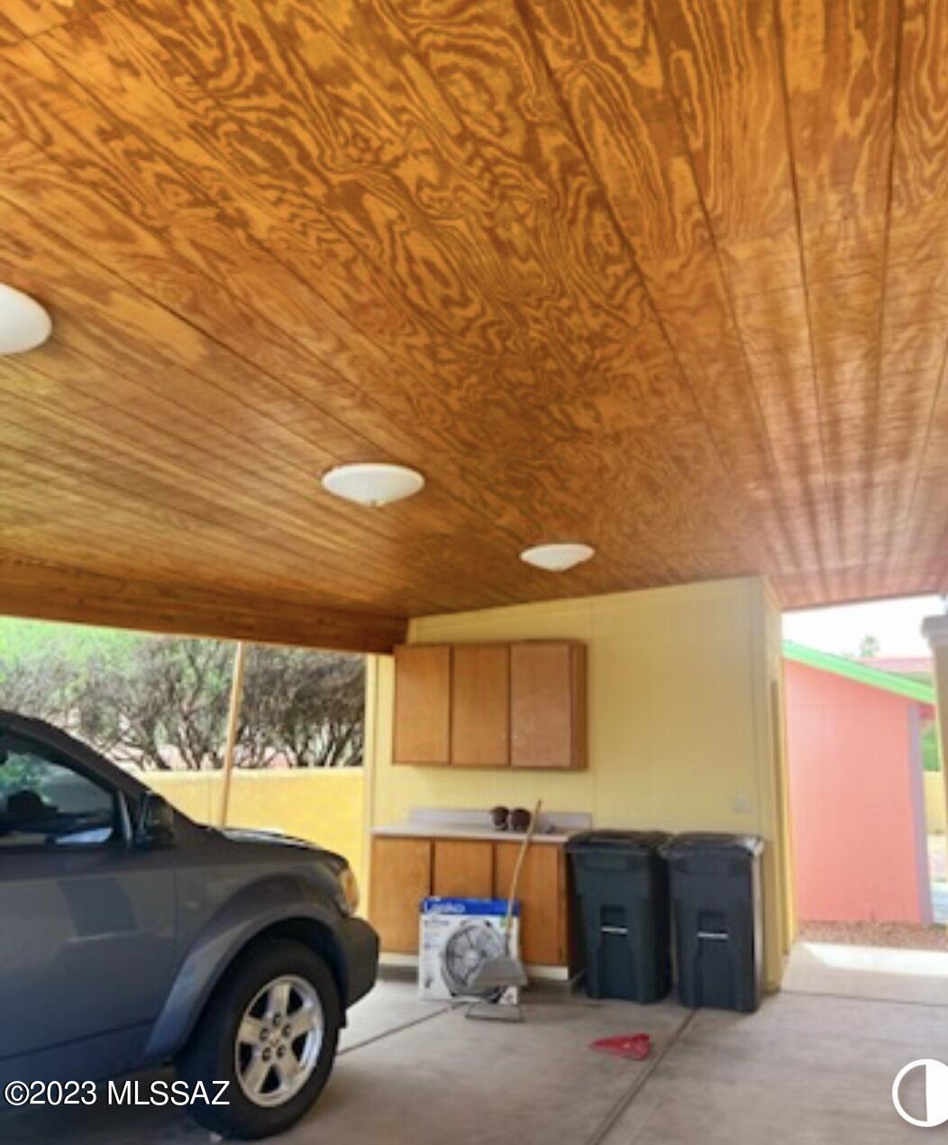 199 Círculo Silva Rio Rico, AZ 85648 - Photo 6 of 42