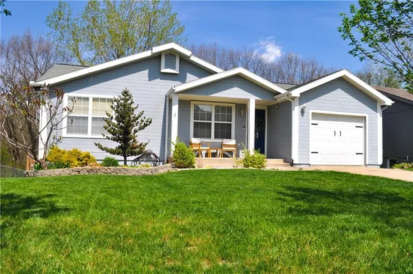 $319,900 | 1850 Gates Drive West, Platte City, MO 64079