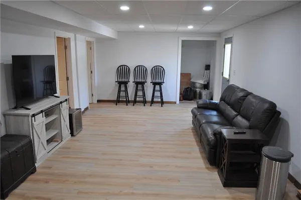 $319,900 | 1850 Gates Drive West, Platte City, MO 64079