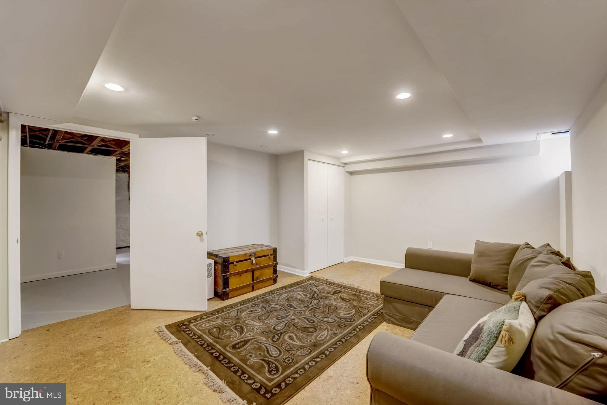 316 Dunkirk Road Baltimore, MD 21212 - Photo 26 of 48 Lower Level Family Room