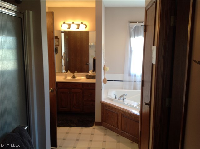 4242 Maple Grove Road Wooster, OH 44691 - Photo 6 of 22 Gallery Image 6