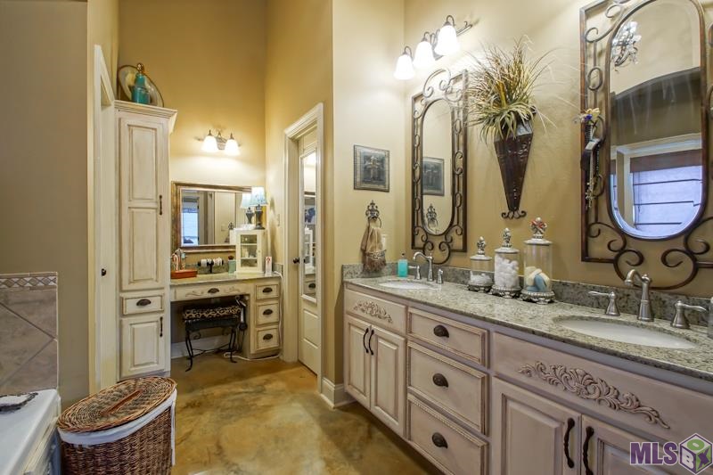 36565 Caraway Road Denham Springs, LA 70706 - Photo 18 of 35