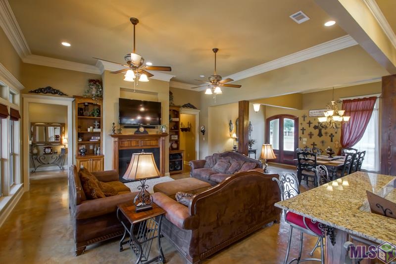 36565 Caraway Road Denham Springs, LA 70706 - Photo 8 of 35