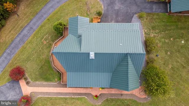 $949,900 | 447 Fable Road, Hedgesville, WV 25427