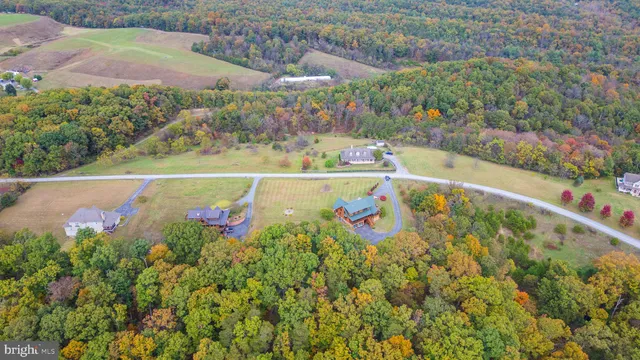 $949,900 | 447 Fable Road, Hedgesville, WV 25427
