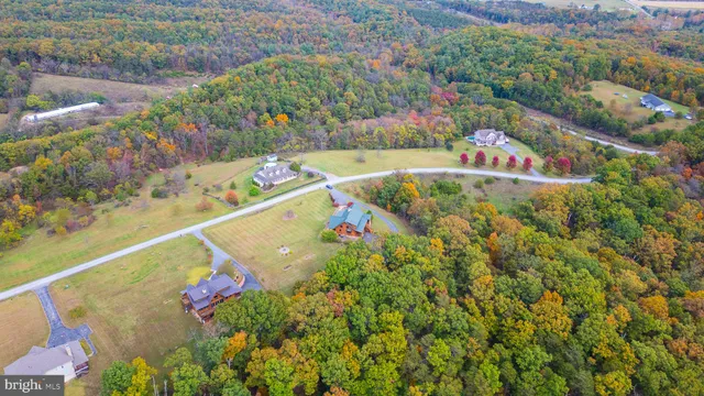 $949,900 | 447 Fable Road, Hedgesville, WV 25427