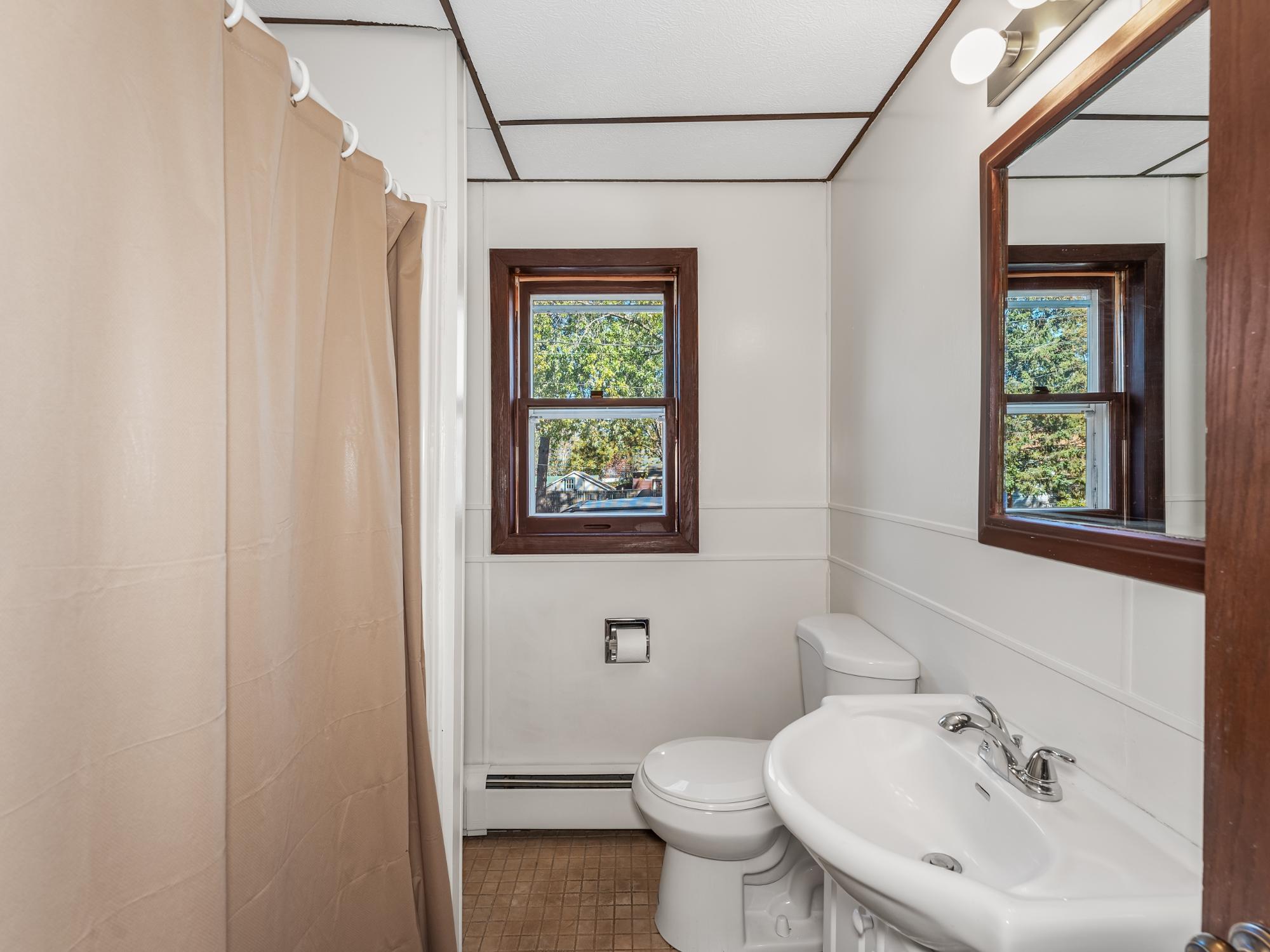 1115 Iverson Street Rhinelander, WI 54501 - Photo 11 of 32 Gallery Image 11