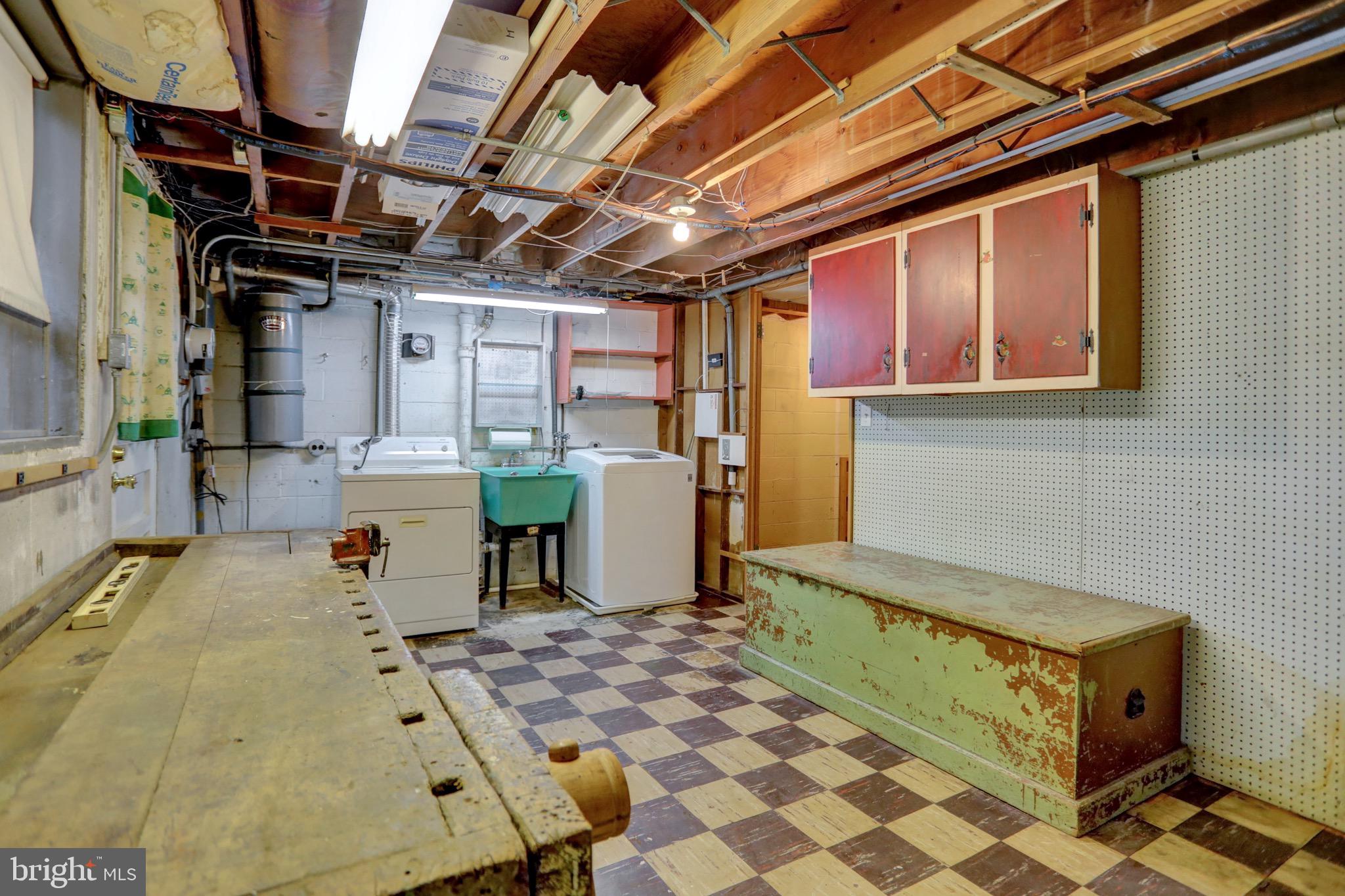 5536 Whitwood Road Baltimore, MD 21206 - Photo 28 of 39 Gallery Image 28