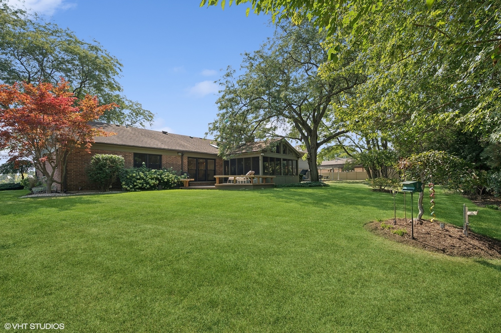 3110 Techny Road Northbrook, IL 60062 - Photo 18 of 21 a front view of a house with garden