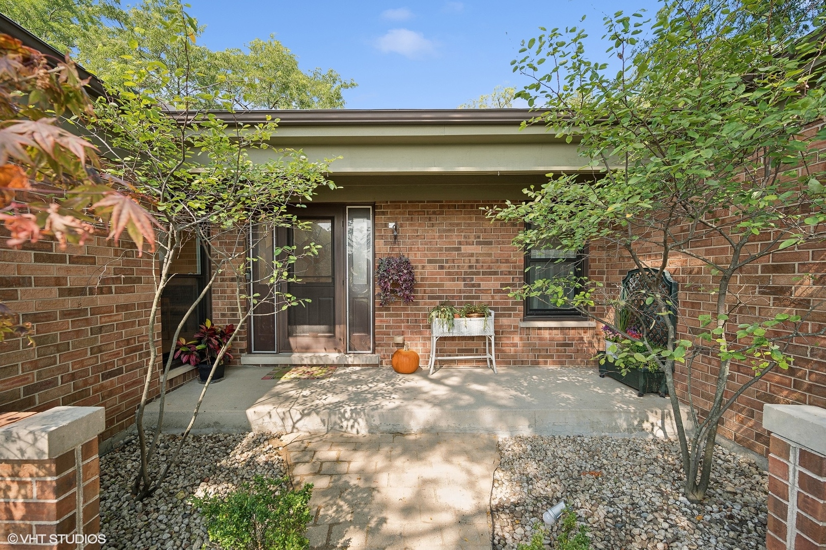 3110 Techny Road Northbrook, IL 60062 - Photo 2 of 21 a view of a chairs and table in the patio