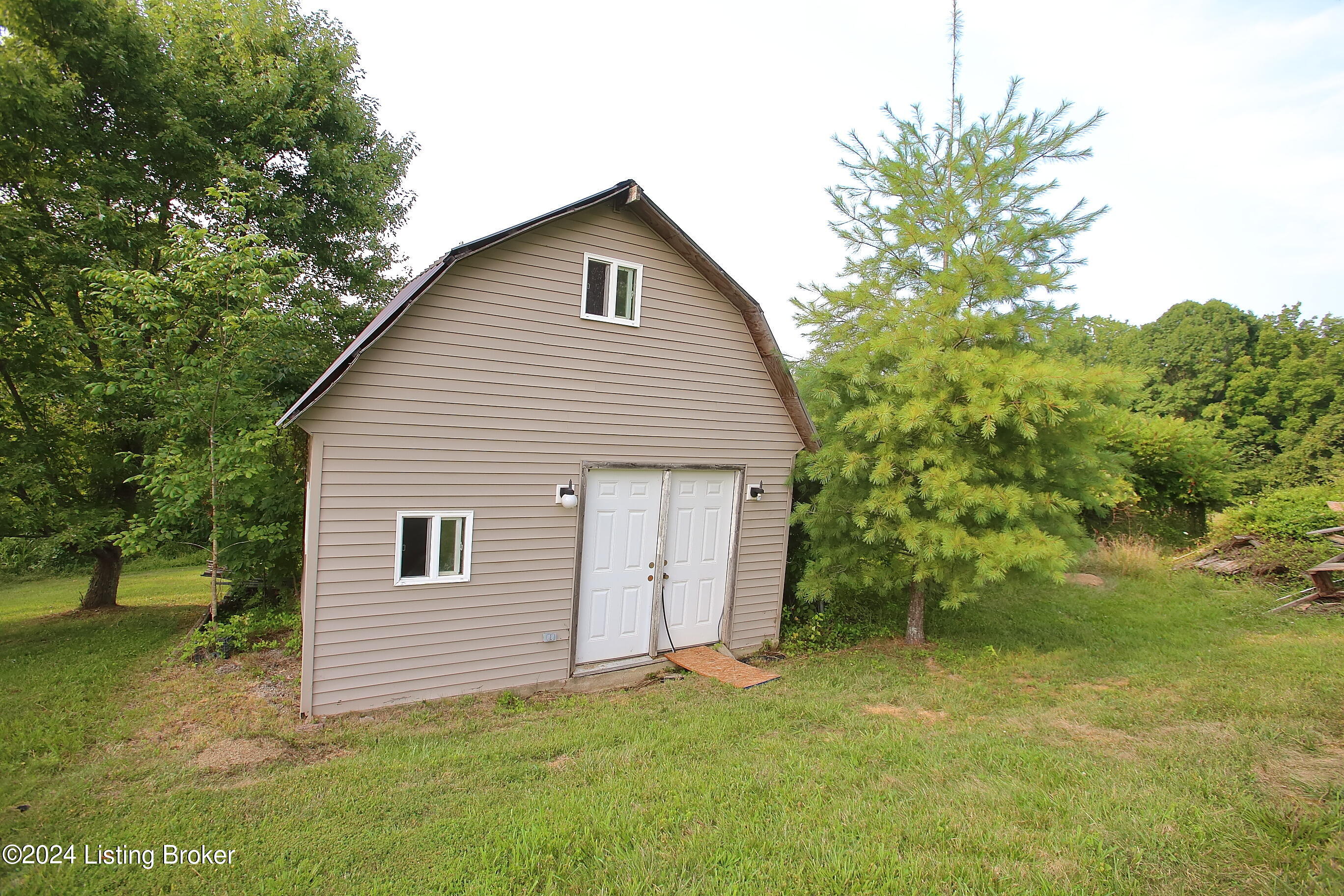 400 Goodlett Road Mount Eden, KY 40046 - Photo 37 of 38 Barn