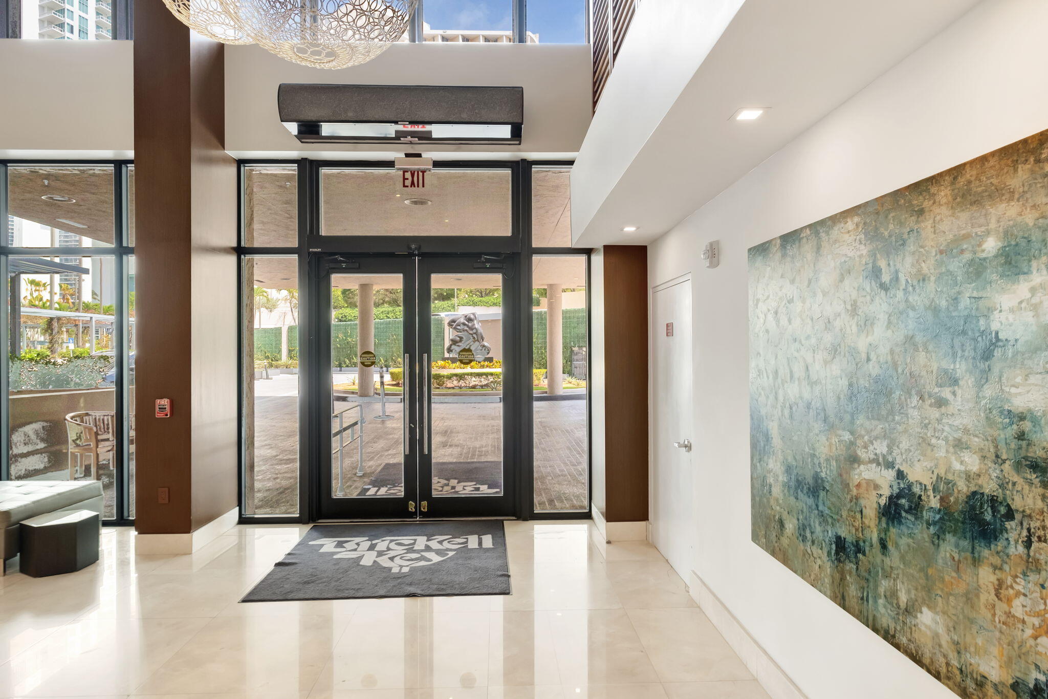 540 Brickell Key Drive, Unit 919 Miami, FL 33131 - Photo 29 of 42 Lobby