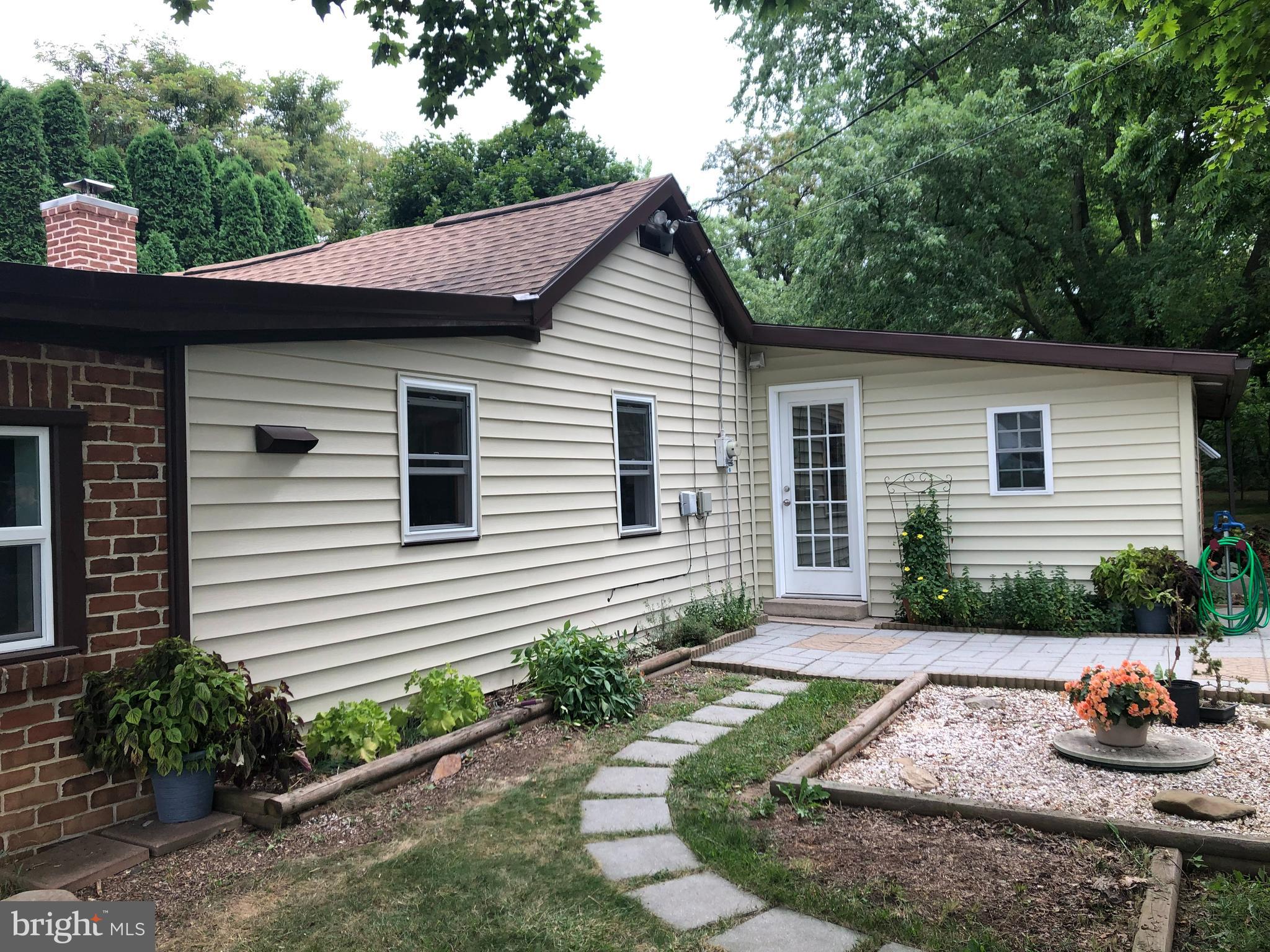 85 Chestnut Grove Road Shippensburg, PA 17257 - Photo 5 of 45 Side entrance
