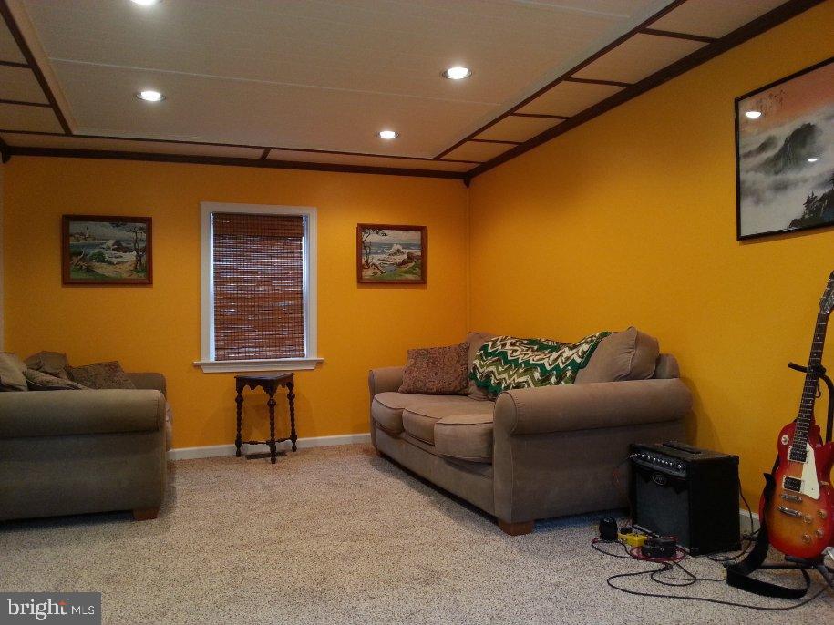 85 Chestnut Grove Road Shippensburg, PA 17257 - Photo 9 of 45 Living Room
