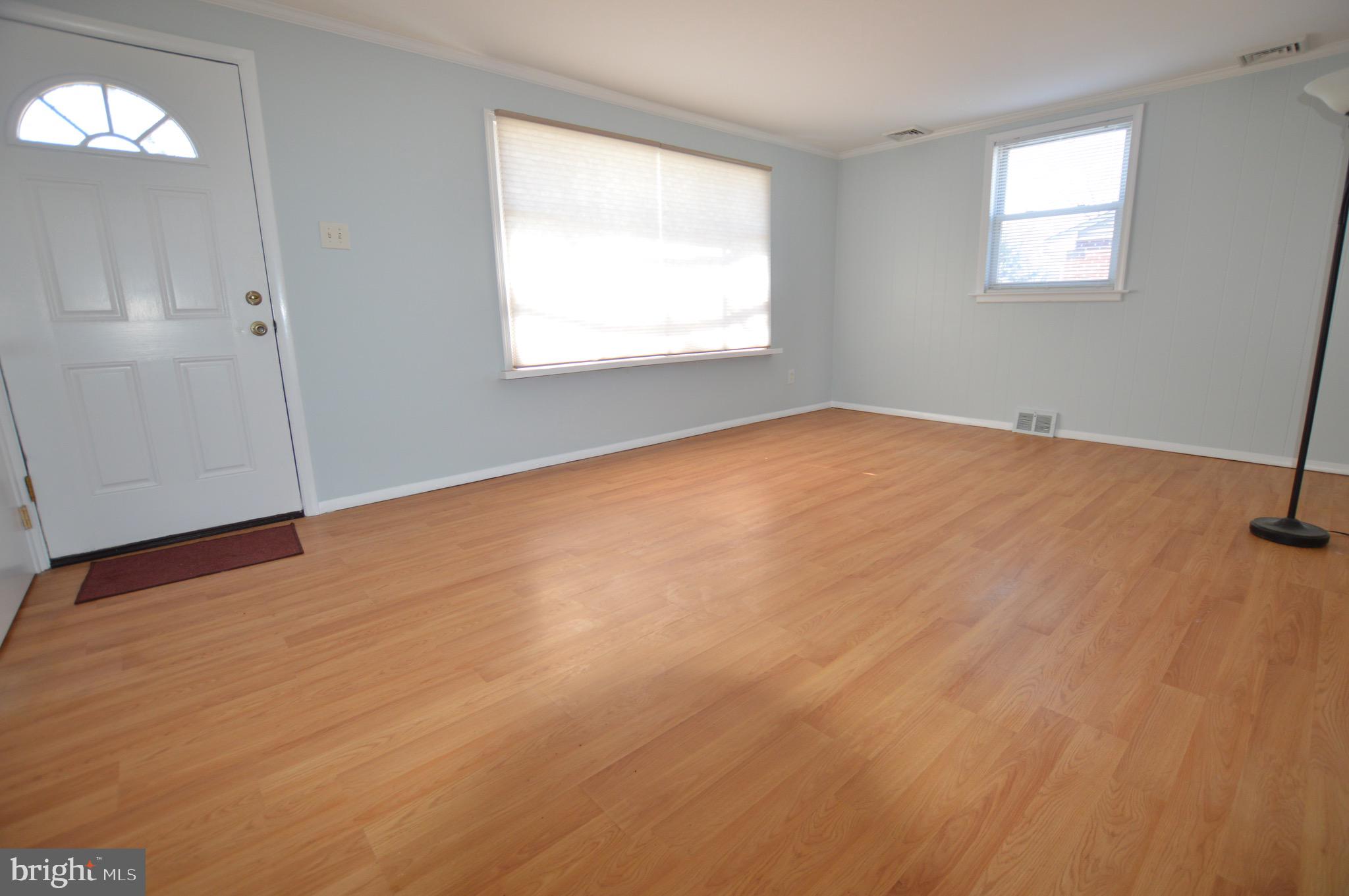412 Bluebuff Road King of Prussia, PA 19406 - Photo 12 of 40 Living Room