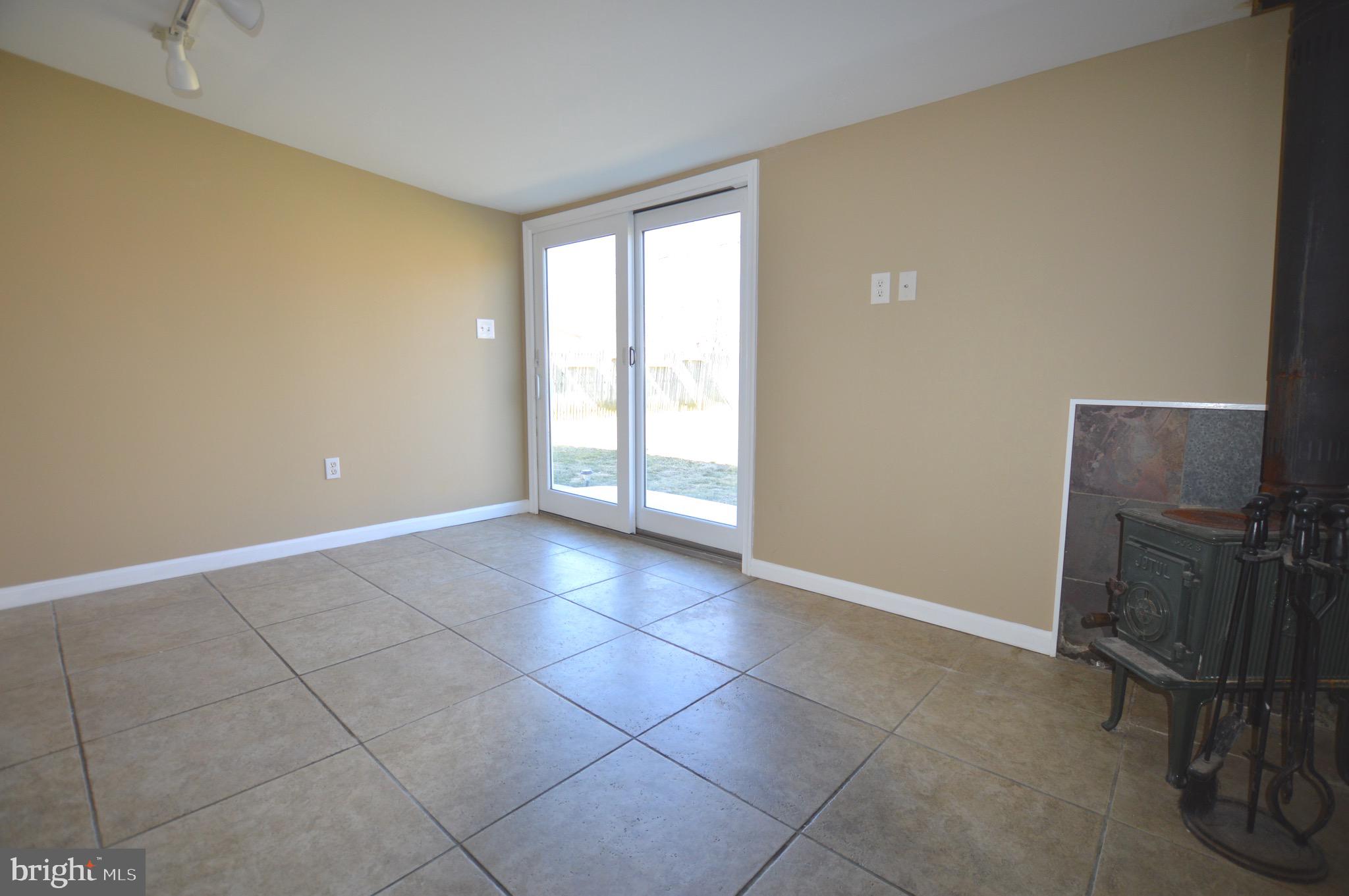 412 Bluebuff Road King of Prussia, PA 19406 - Photo 23 of 40 Florida Room