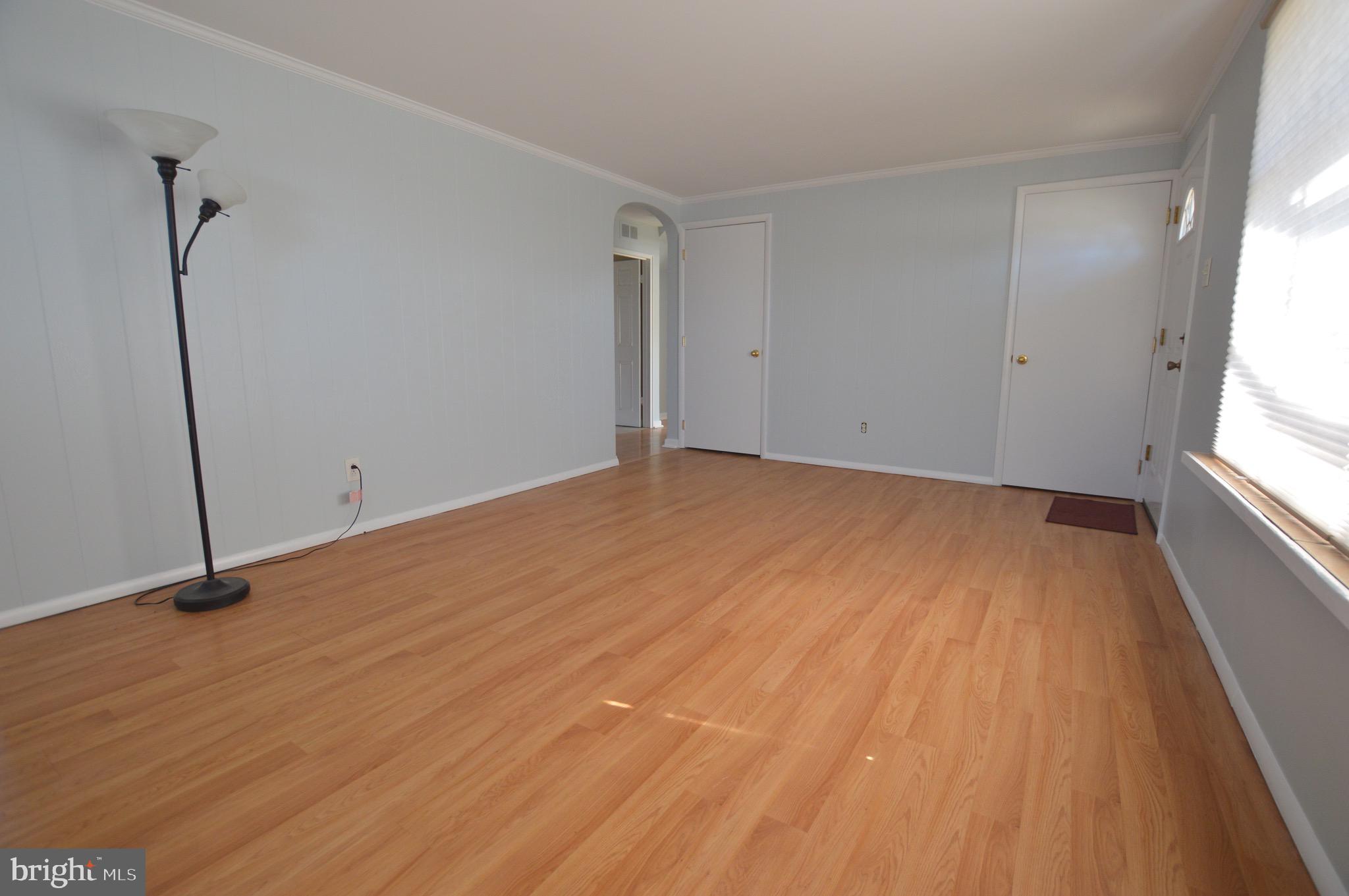 412 Bluebuff Road King of Prussia, PA 19406 - Photo 9 of 40 Living Room