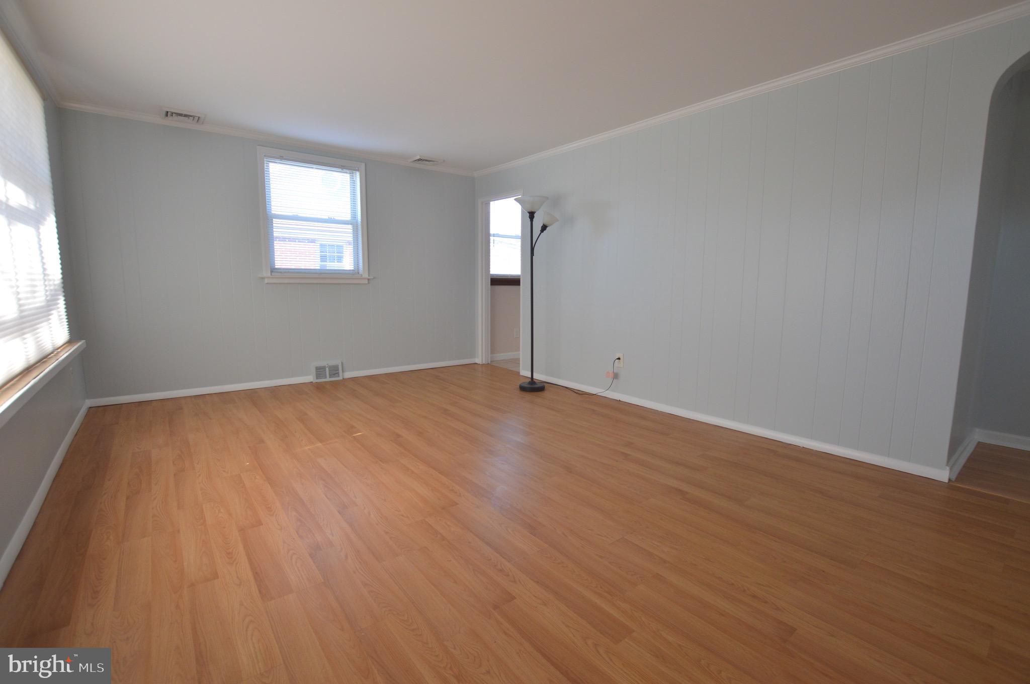 412 Bluebuff Road King of Prussia, PA 19406 - Photo 10 of 40 Living Room