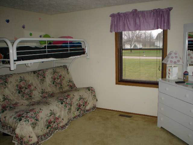 53226 Old Farm Road Elkhart, IN 46514 - Photo 5 of 5 Gallery Image 5