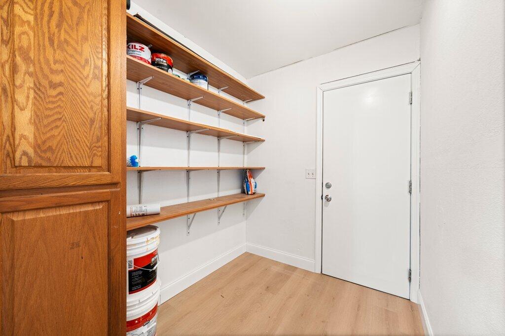 2812 F Road Loxahatchee, FL 33470 - Photo 18 of 25 utility room