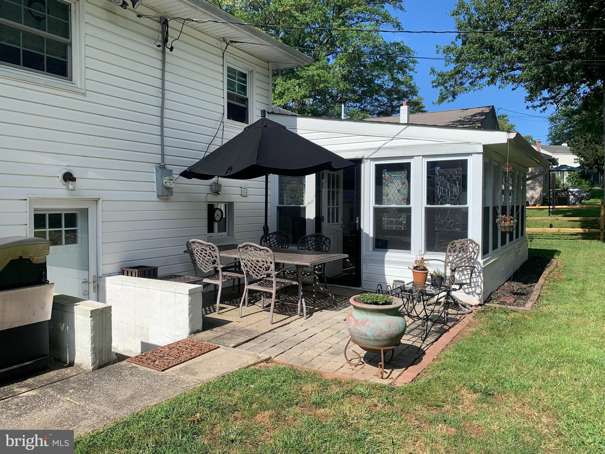 627 Paddock Road Southampton, PA 18966 - Photo 21 of 25 Paver Patio
