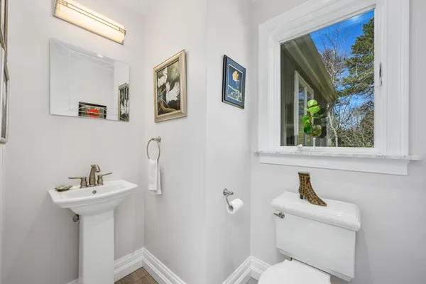 $1,395,000 | 55 Tonela Lane, Barnstable, MA 02630