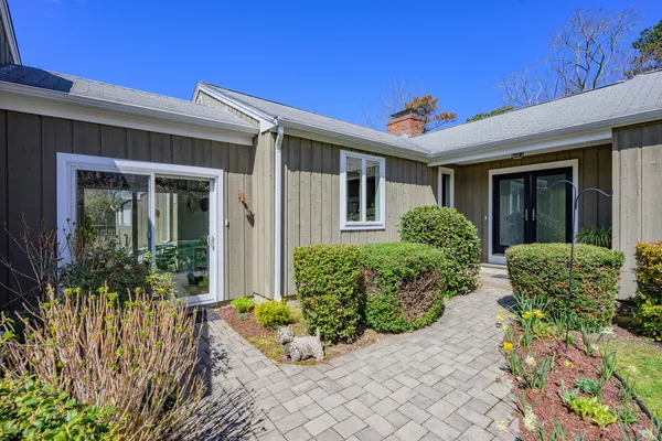 $1,395,000 | 55 Tonela Lane, Barnstable, MA 02630