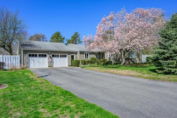 $1,395,000 | 55 Tonela Lane, Barnstable, MA 02630