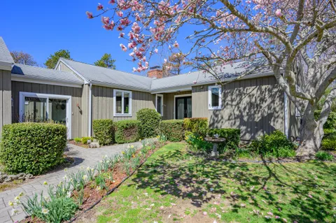 $1,395,000 | 55 Tonela Lane, Barnstable, MA 02630