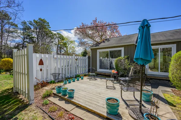 $1,395,000 | 55 Tonela Lane, Barnstable, MA 02630