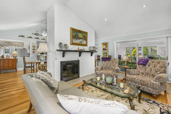 $1,395,000 | 55 Tonela Lane, Barnstable, MA 02630