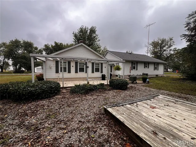 $140,000 | 12816 Clara Street, Carlyle, IL 62231