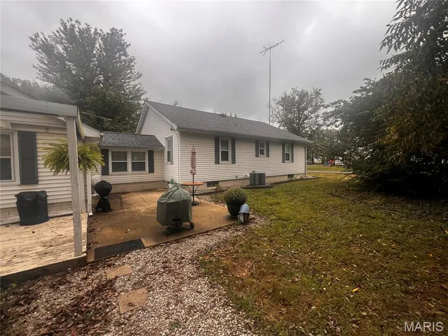 $140,000 | 12816 Clara Street, Carlyle, IL 62231