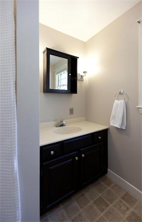18 Oldham Road Westborough, MA 01581 - Photo 6 of 30 Gallery Image 6