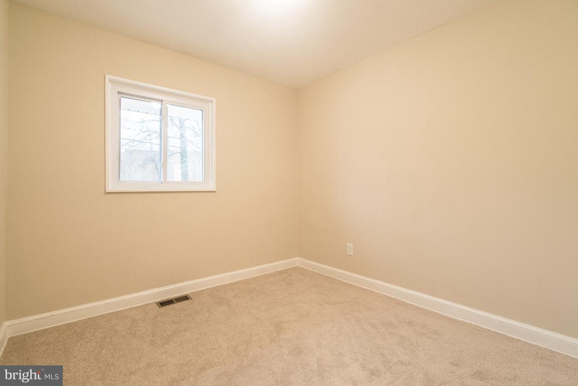 9102 Wallace Road Lanham, MD 20706 - Photo 23 of 25 Bedroom