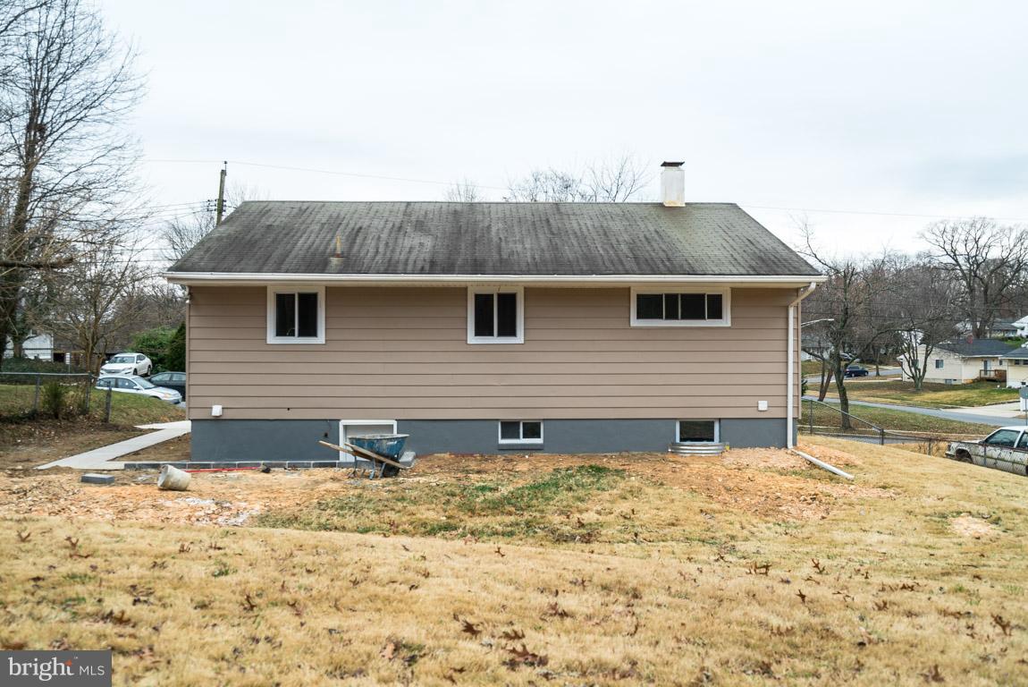 9102 Wallace Road Lanham, MD 20706 - Photo 4 of 25 Exterior (Rear)