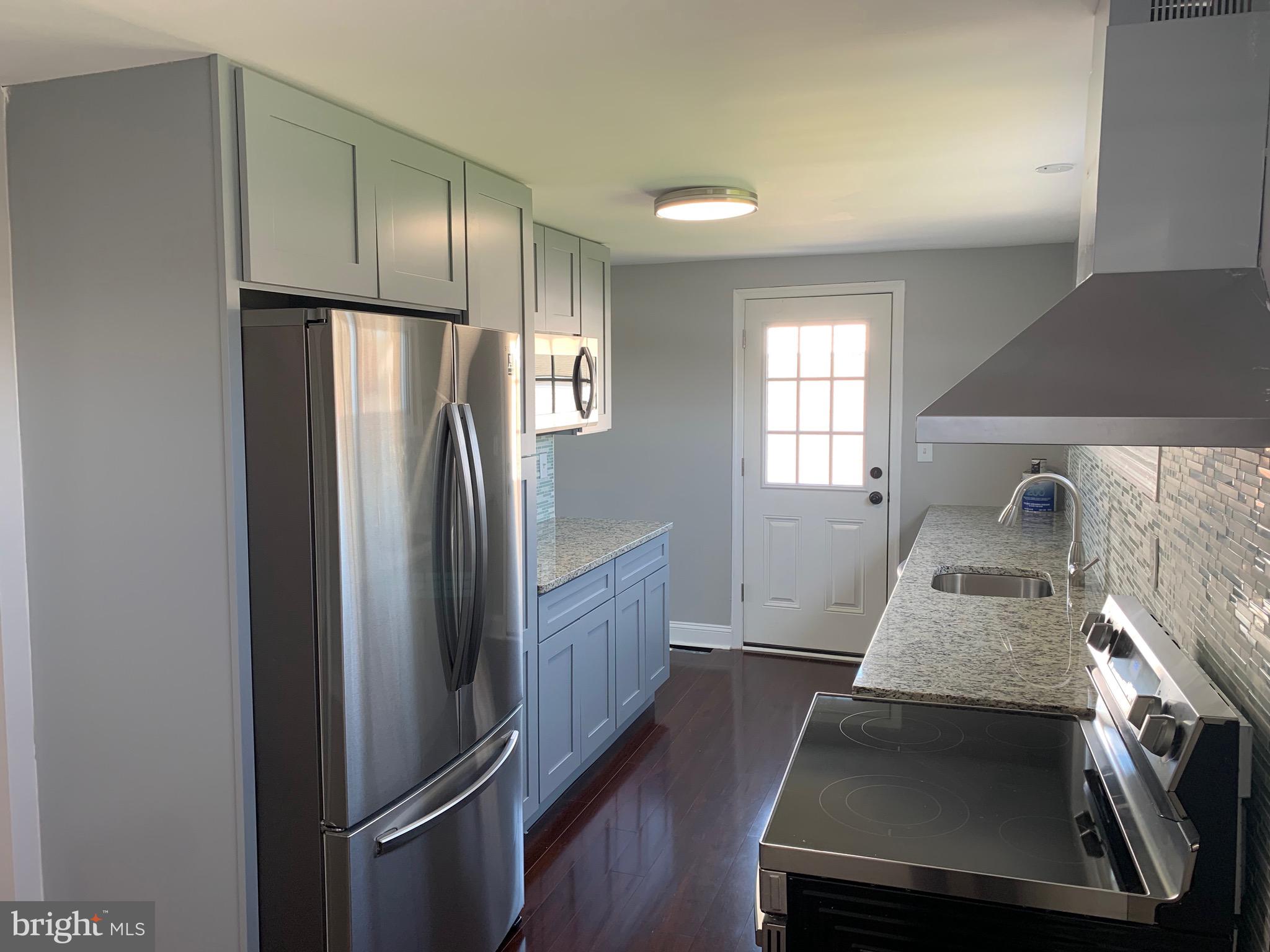 2123 Bridgewater Road Aston, PA 19014 - Photo 5 of 21