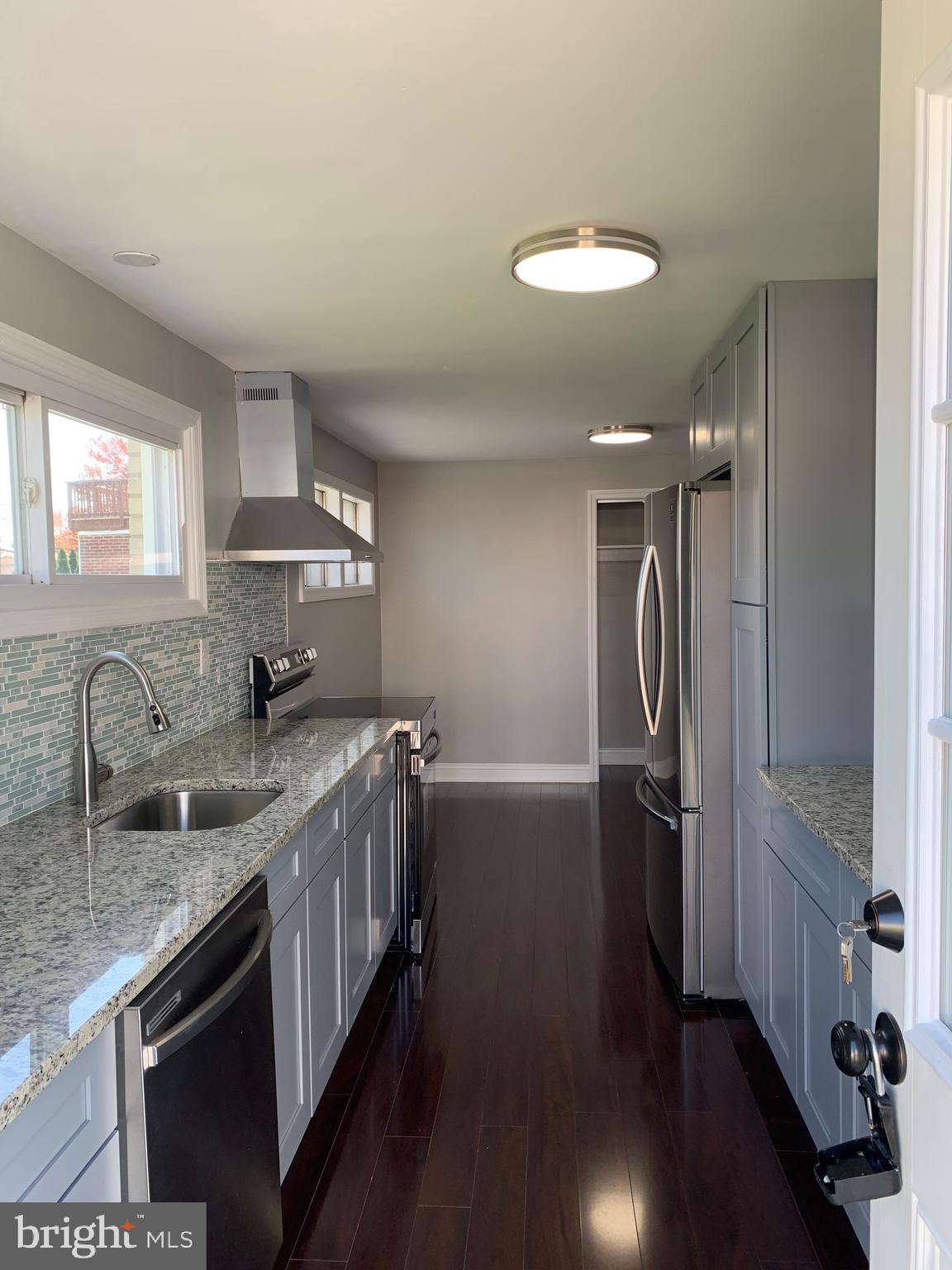 2123 Bridgewater Road Aston, PA 19014 - Photo 6 of 21