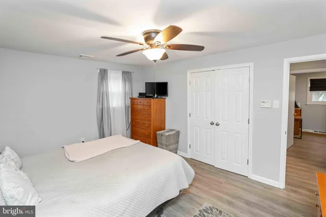 $565,000 | 472 Woodward Drive, Huntingdon Valley, PA 19006