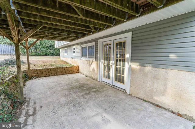 $565,000 | 472 Woodward Drive, Huntingdon Valley, PA 19006