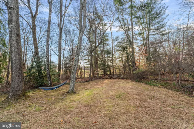 $565,000 | 472 Woodward Drive, Huntingdon Valley, PA 19006