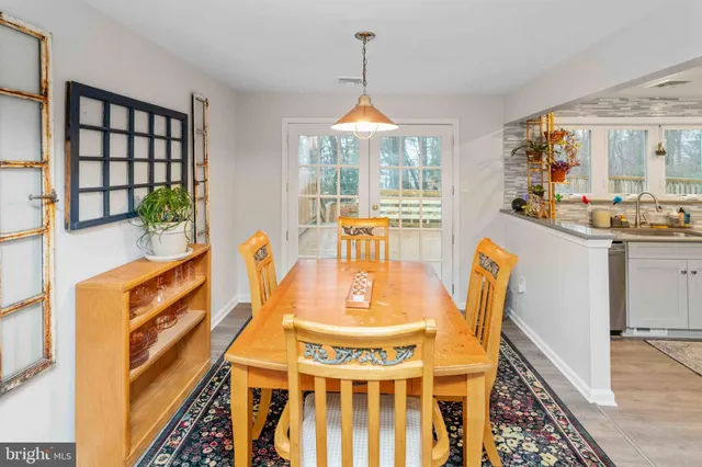 $565,000 | 472 Woodward Drive, Huntingdon Valley, PA 19006