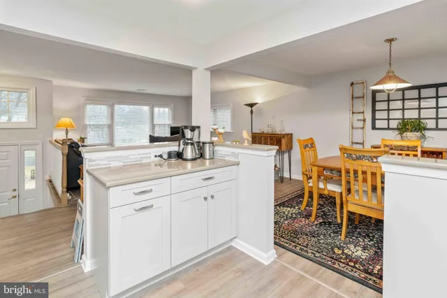 $565,000 | 472 Woodward Drive, Huntingdon Valley, PA 19006