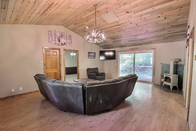 $565,000 | 4035 Granite View Road, New Meadows, ID 83654