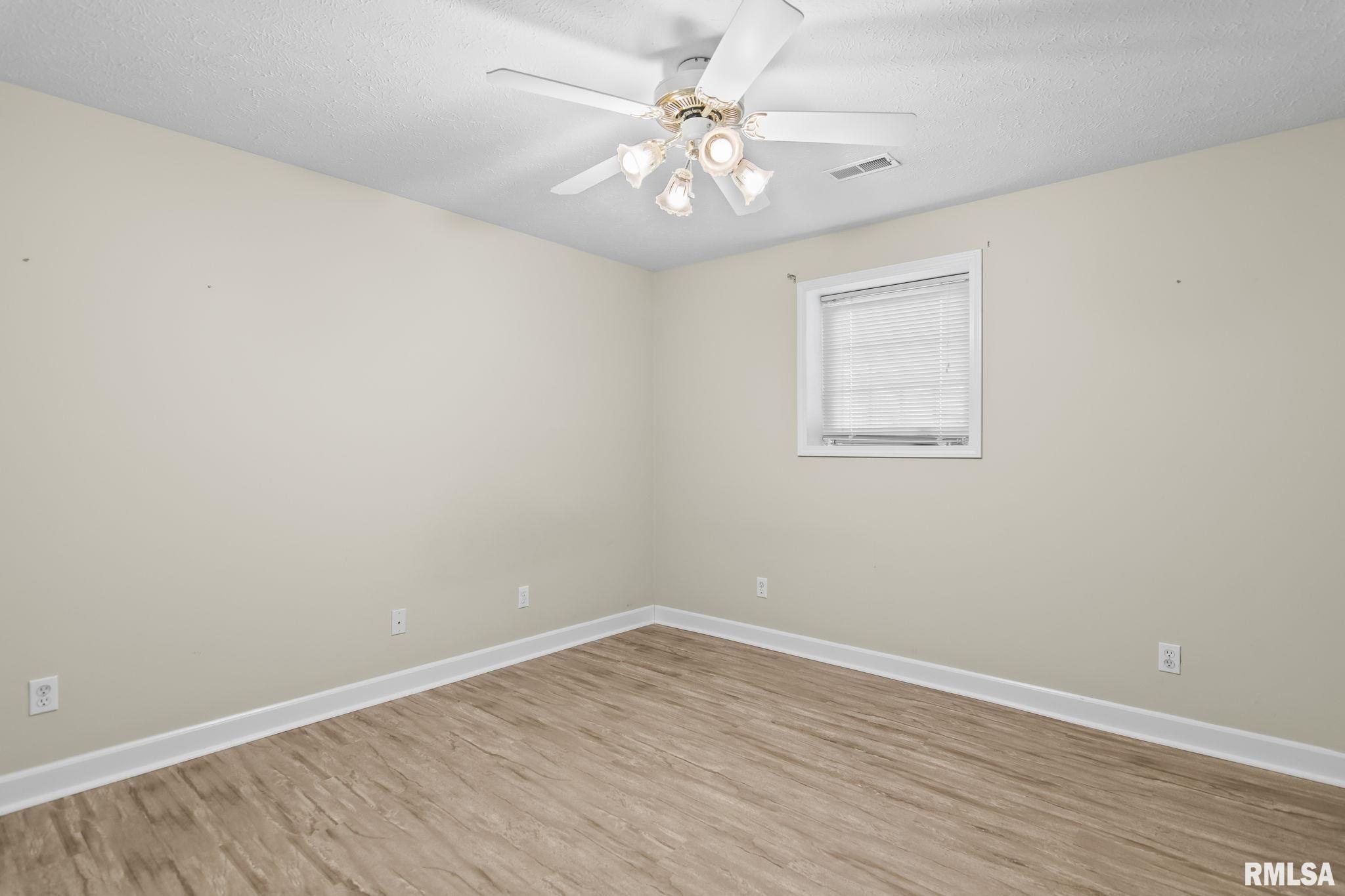 6600 Carlisle Bend Springfield, IL 62711 - Photo 37 of 47