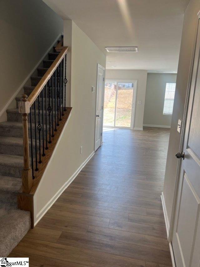 309 Detroit Lane Greer, SC 29651 - Photo 2 of 10